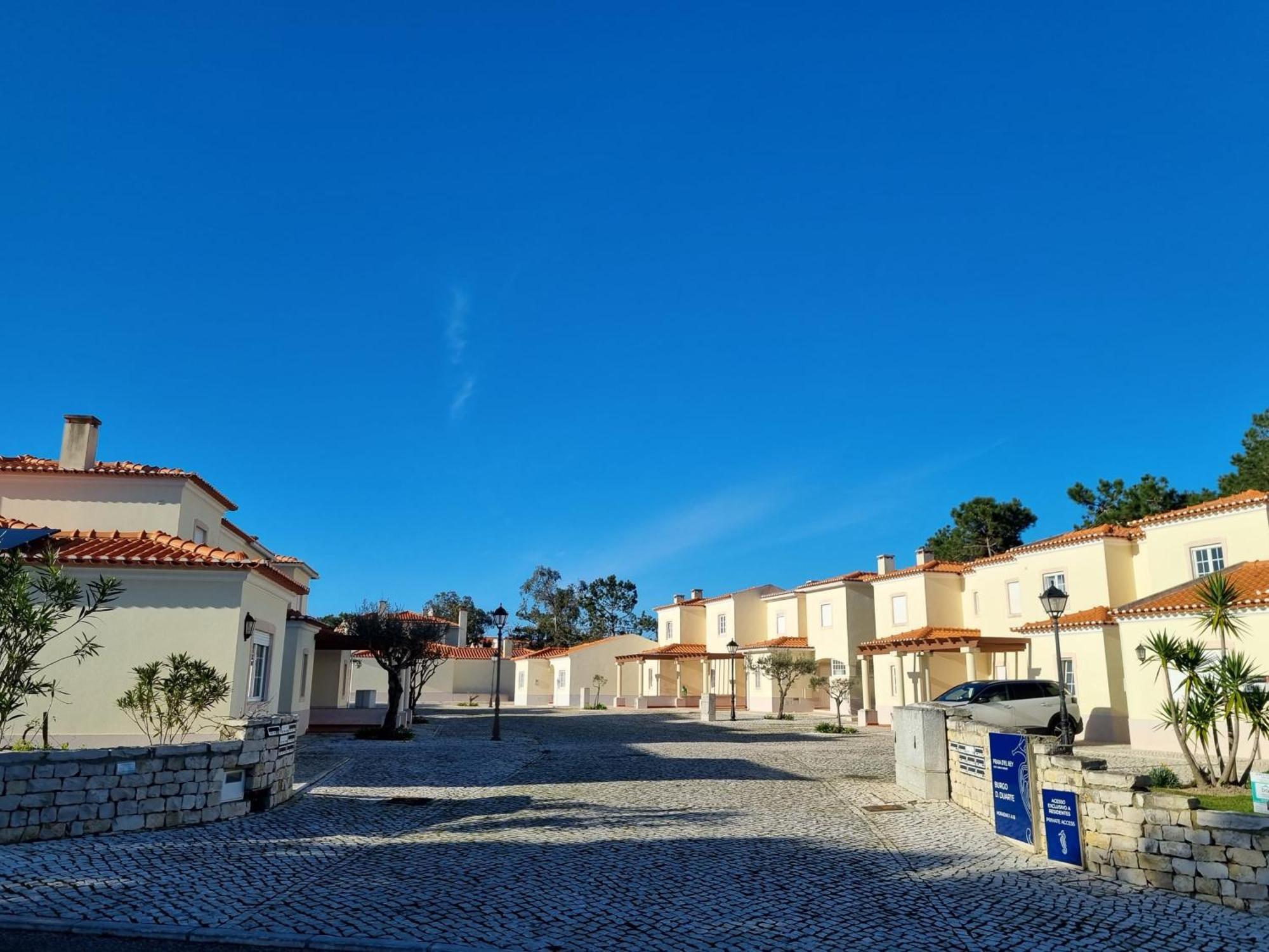 Praia D'El Rey - Townhouse Dom Duarte Amoreira  Ngoại thất bức ảnh